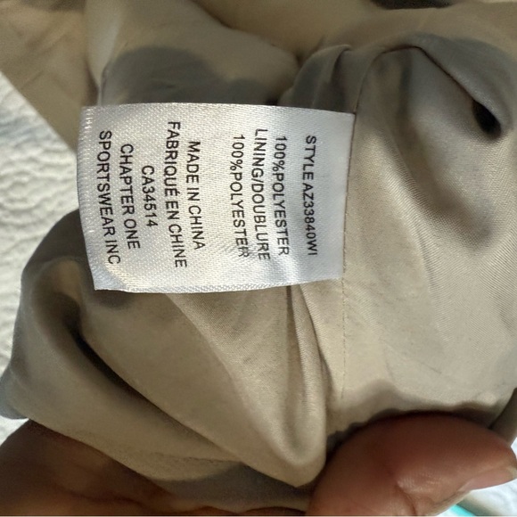 Haver and Blair Beige Button-Up Vest - Picture 6 of 7